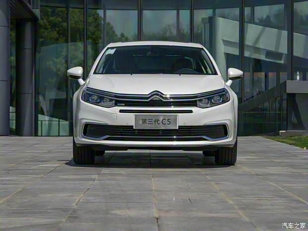 东风雪铁龙 雪铁龙C5 2017款 基本型 东风雪铁龙 雪铁龙C5 2017款 基本型