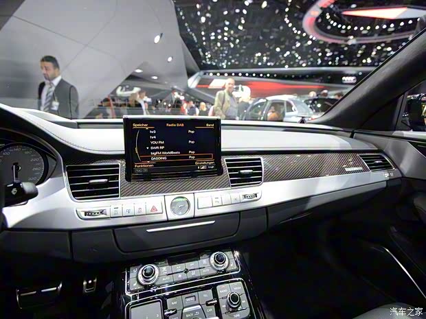 奧迪(進(jìn)口) 奧迪S8 2015款 S8 plus