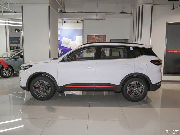 奇瑞汽车 瑞虎7 2021款 超能版 1.6T DCT基本型 奇瑞汽车 瑞虎7 2021款 超能版 1.6T DCT基本型