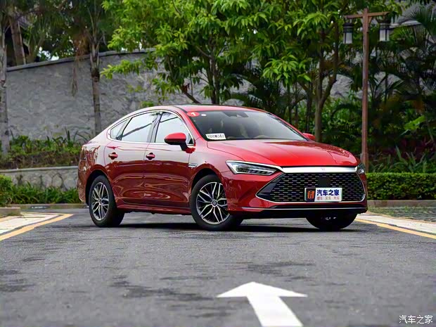 比亞迪 秦PLUS 2021款 DM-i 120KM 旗艦型