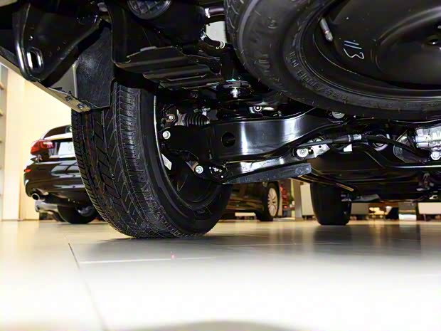 英菲尼迪(進(jìn)口) 英菲尼迪QX60 2016款 2.5T Hybrid 四驅(qū)全能版