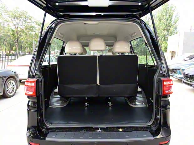 东风风行 菱智 2022款 M5L 基本型