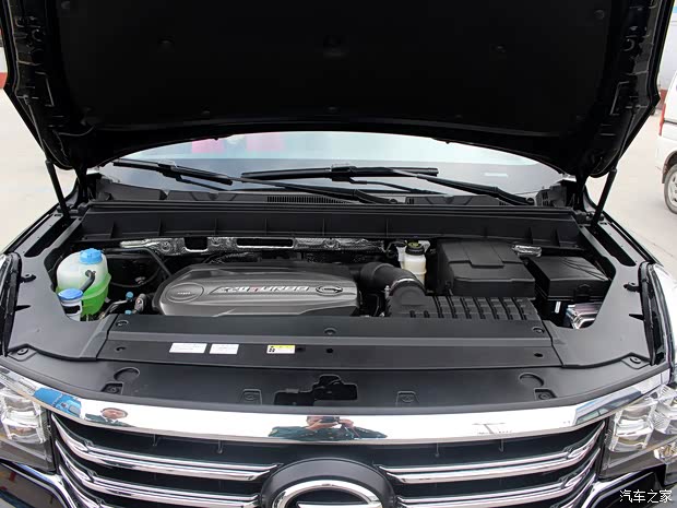 广汽乘用车 传祺GS8 2017款 320T 四驱豪华智联版 广汽乘用车 传祺GS8 2017款 320T 四驱豪华智联版