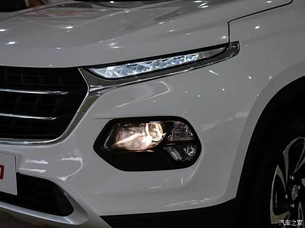 上汽通用五菱 宝骏510 2017款 1.5L 手动豪华型