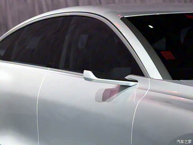 奧迪(進(jìn)口) 奧迪A6新能源(進(jìn)口) 2021款 A6 e-tron 概念車