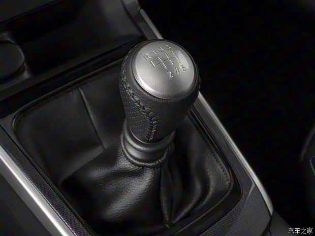 日產(chǎn)(進(jìn)口) Sentra 2017款 手動(dòng)基本型