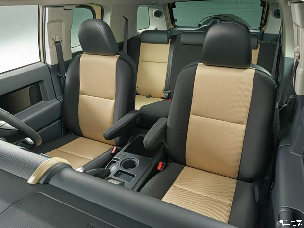 丰田(进口) FJ 酷路泽 2017款 Final Edition 丰田(进口) FJ 酷路泽 2017款 Final Edition