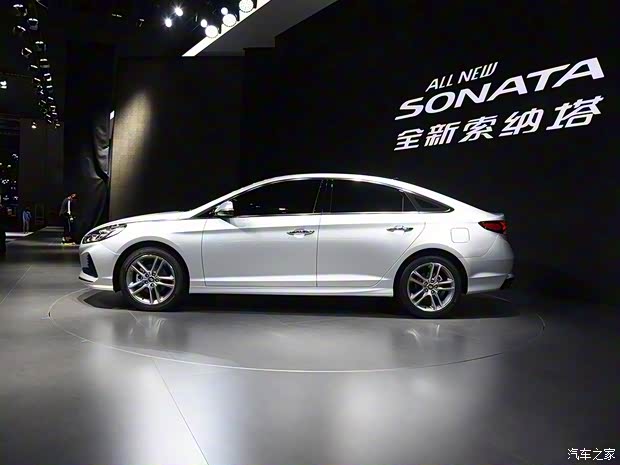 北京现代 索纳塔九 2017款 改款 基本型