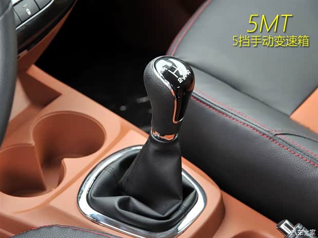 重庆力帆 乐途 2015款 1.5L S VIP 重庆力帆 乐途 2015款 1.5L S VIP