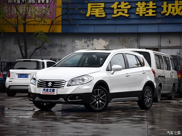 長安鈴木 鋒馭 2015款 1.6L CVT四驅(qū)精英型