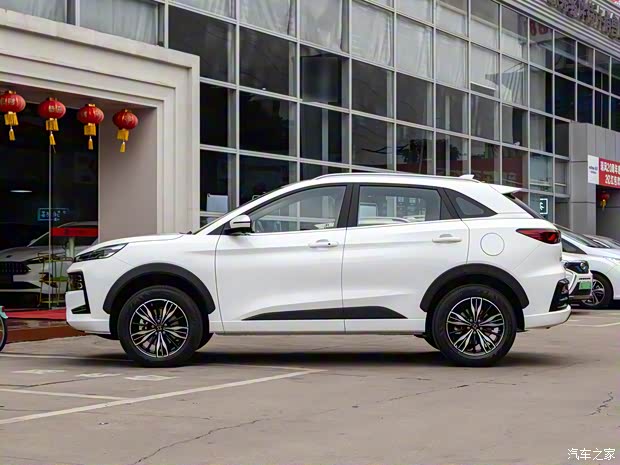 江汽集团 思皓QX 2021款 1.5T 300T 双离合尊贵智联型