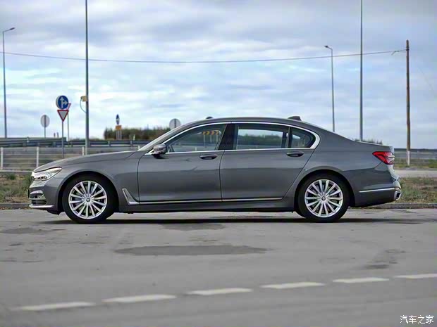 寶馬(進(jìn)口) 寶馬7系 2016款 750Li xDrive