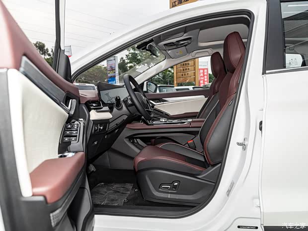 江汽集团 思皓QX 2021款 1.5T 300T 双离合尊贵智联型