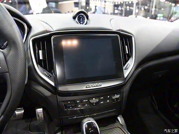 玛莎拉蒂 Ghibli 2018款 3.0T 标准版 玛莎拉蒂 Ghibli 2018款 3.0T 标准版
