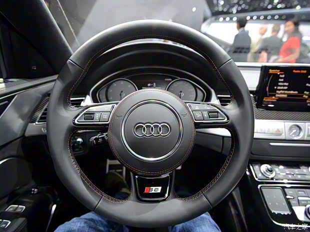 奧迪(進(jìn)口) 奧迪S8 2015款 S8 plus