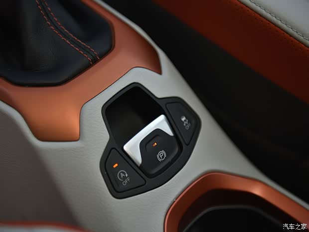 广汽菲克Jeep 自由侠 2016款 1.4T 自动智能版