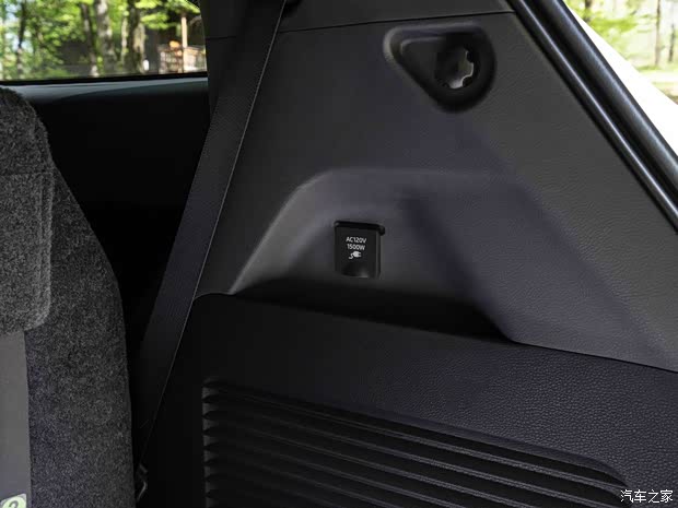 豐田(進(jìn)口) Sienna 2022款 Woodland Special Edition