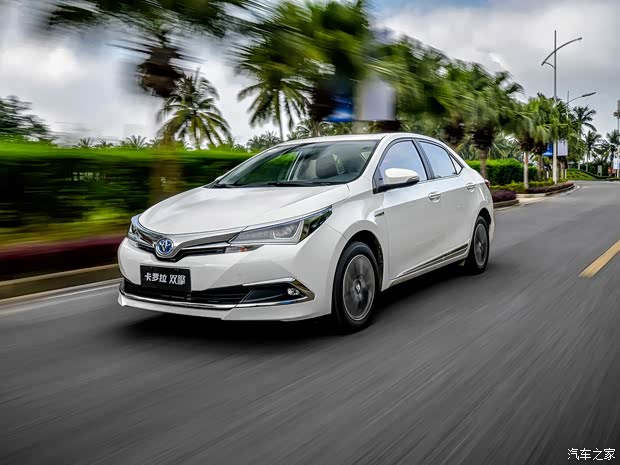 一汽丰田 卡罗拉 2016款 双擎 1.8L CVT旗舰版