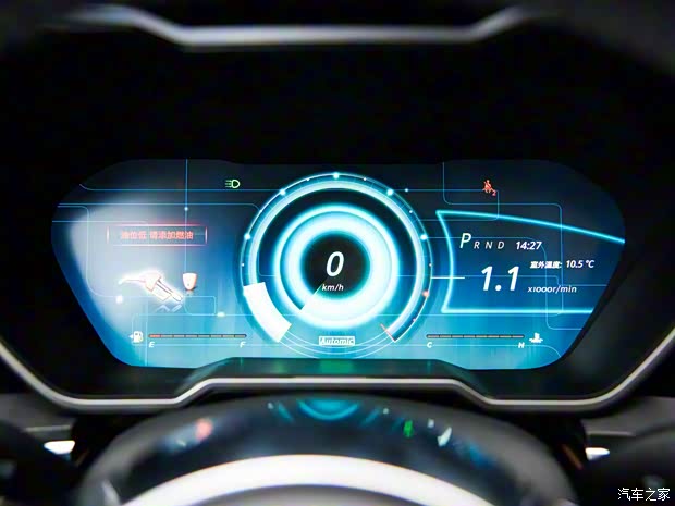 众泰汽车 众泰T700 2017款 1.8T 双离合尊贵型贺岁版