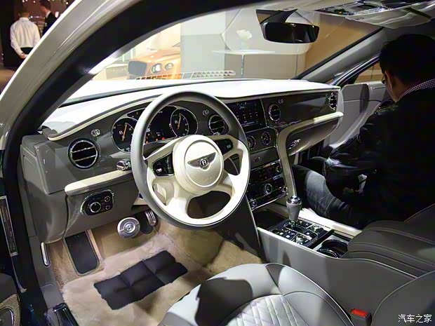 宾利 慕尚 2017款 Hallmark限量版 宾利 慕尚 2017款 Hallmark限量版