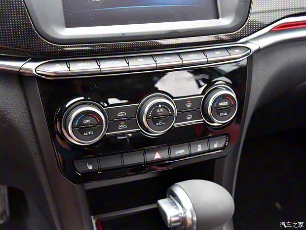 长城汽车 哈弗H2 2017款 蓝标 1.5T 自动两驱尊贵型