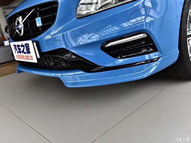 沃爾沃(進(jìn)口) 沃爾沃V60 2017款 2.0T Polestar