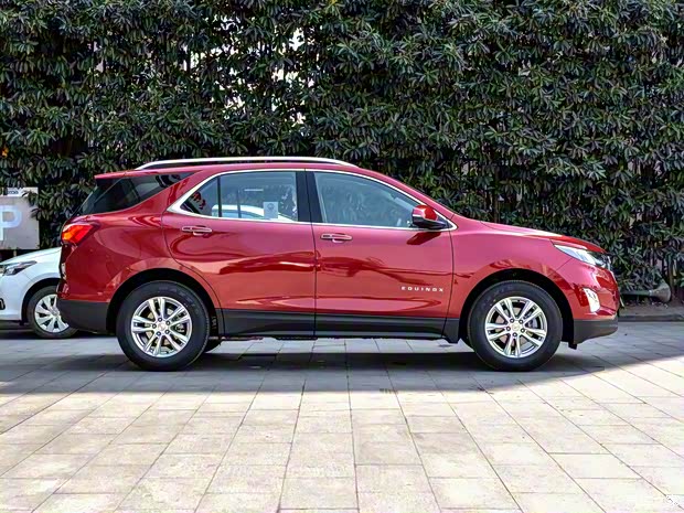 上汽通用雪佛兰 探界者 2017款 535T 自动两驱型