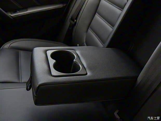 上汽集团 名爵6 2018款 1.5T 手动性能版