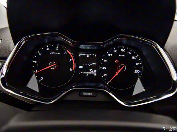 上汽通用五菱 寶駿310 2016款 1.2L 手動(dòng)豪華型