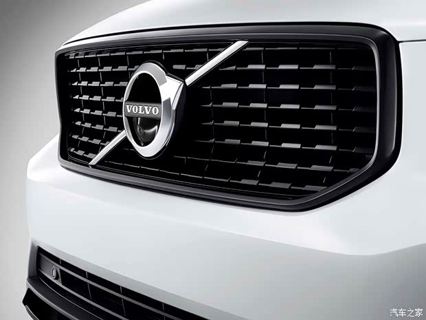 沃尔沃(进口) 沃尔沃XC40 2018款 基本型