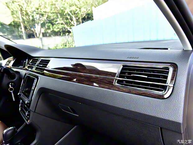 上汽大眾 桑塔納 2016款 1.6L 自動(dòng)基本型