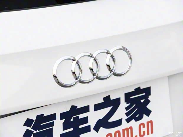 一汽-大众奥迪 奥迪A3 2018款 30周年年型 Sportback 40 TFSI 风尚型 一汽-大众奥迪 奥迪A3 2018款 30周年年型 Sportback 40 TFSI 风尚型