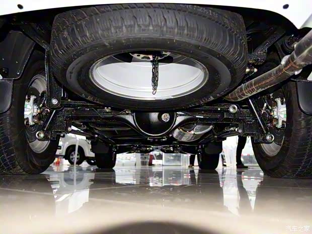 江西五十铃 五十铃mu-X 2015款 2.5T 两驱自动畅游型 7座