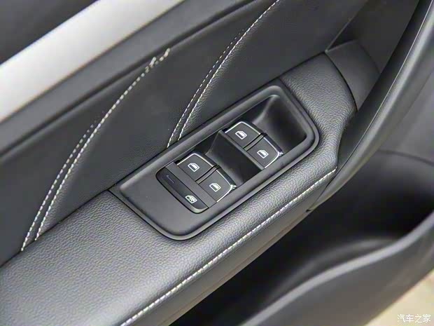 上汽集团 名爵6 2018款 1.5T 手动性能版