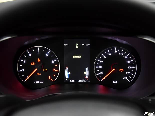 比亚迪 宋MAX 2017款 1.5T 自动互联尊贵型 比亚迪 宋MAX 2017款 1.5T 自动互联尊贵型