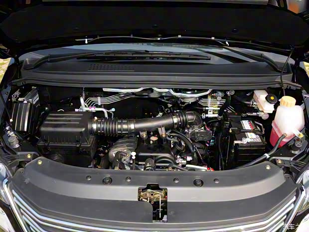 東風風行 菱智 2017款 M5 2.0L 基本型