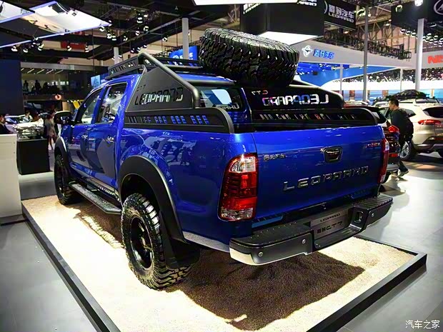 猎豹汽车 猎豹CT7 2017款 1.9T四驱卓越型标双版D19TCID1