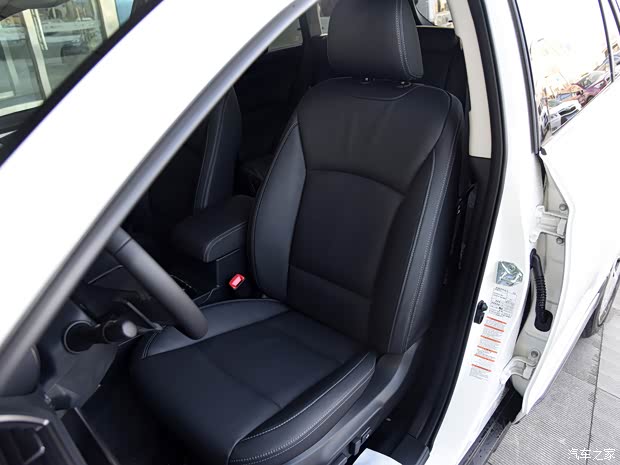 斯巴鲁 傲虎 2016款 2.5i 运动导航版 斯巴鲁 傲虎 2016款 2.5i 运动导航版