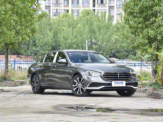 北京奔馳 奔馳E級(jí)新能源 2021款 E 350 e L 插電式混合動(dòng)力轎車