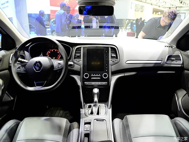 雷诺 梅甘娜 2015款 基本型 雷诺 梅甘娜 2015款 基本型