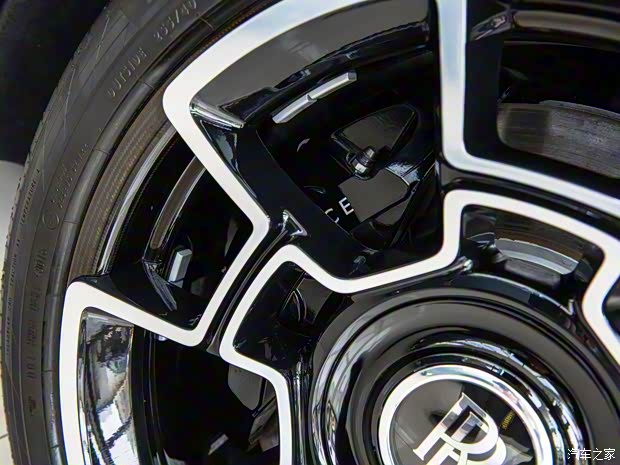 勞斯萊斯 魅影 2016款 Black Badge Edition