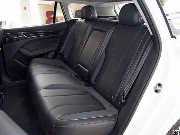 上汽集团 荣威Ei5 2021款 基本型