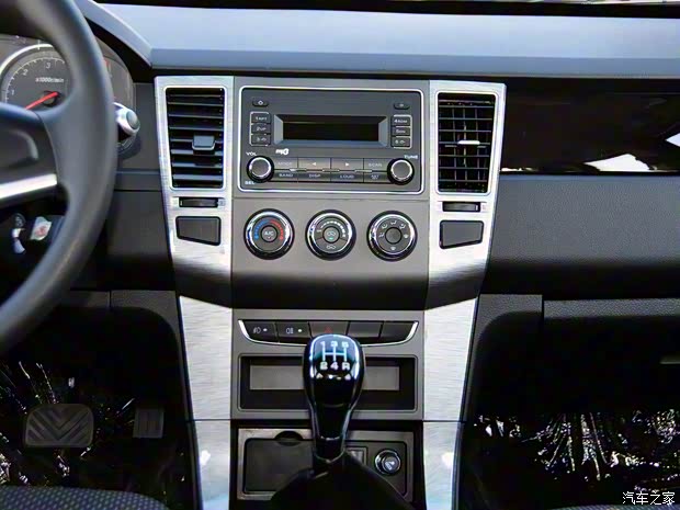 福田汽車 薩普 2015款 2.8T兩驅(qū)舒適版5235長(zhǎng)