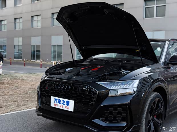 Audi Sport 奥迪RS Q8 2021款 基本型