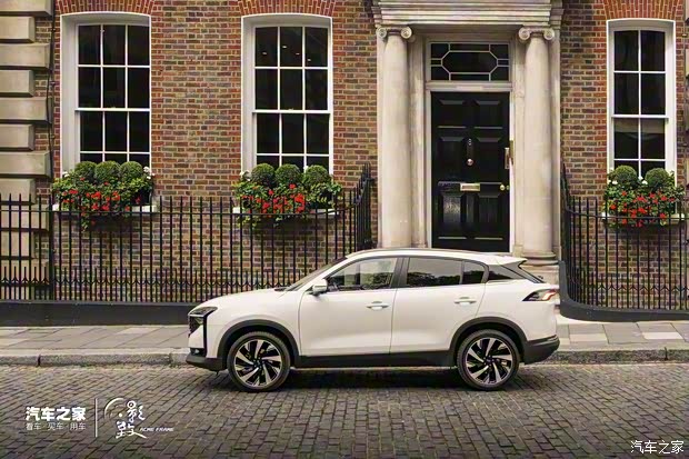 觀致汽車 觀致7 2020款 1.8T 領(lǐng)航旗艦型