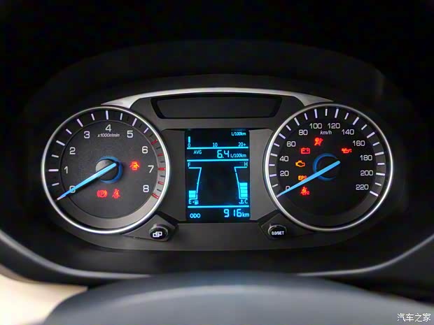 濰柴汽車 英致727 2016款 1.5L 商務(wù)版