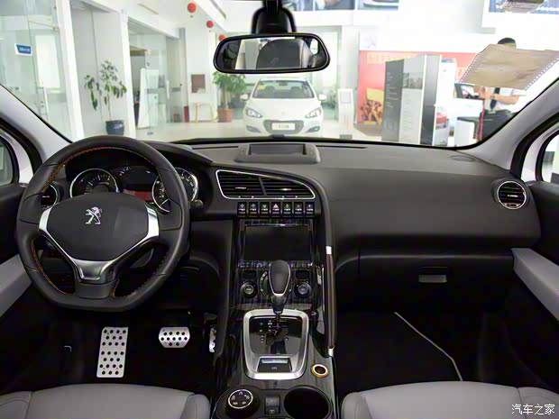 東風(fēng)標(biāo)致 標(biāo)致3008 2015款 1.6THP 羅蘭·加洛斯版