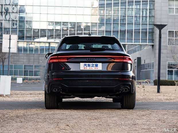 Audi Sport 奥迪RS Q8 2021款 基本型