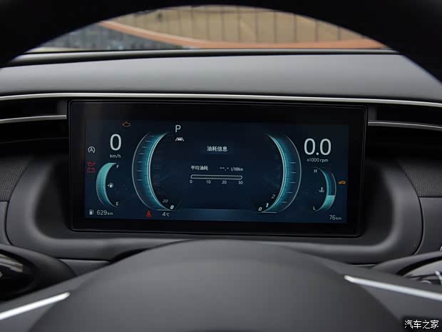 北京现代 途胜 2021款 途胜L 1.5T 四驱LUX尊贵版