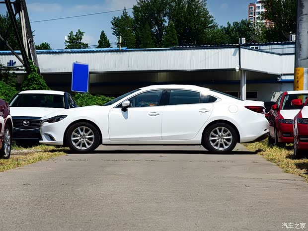 一汽马自达 阿特兹 2017款 2.0L 蓝天豪华版 一汽马自达 阿特兹 2017款 2.0L 蓝天豪华版